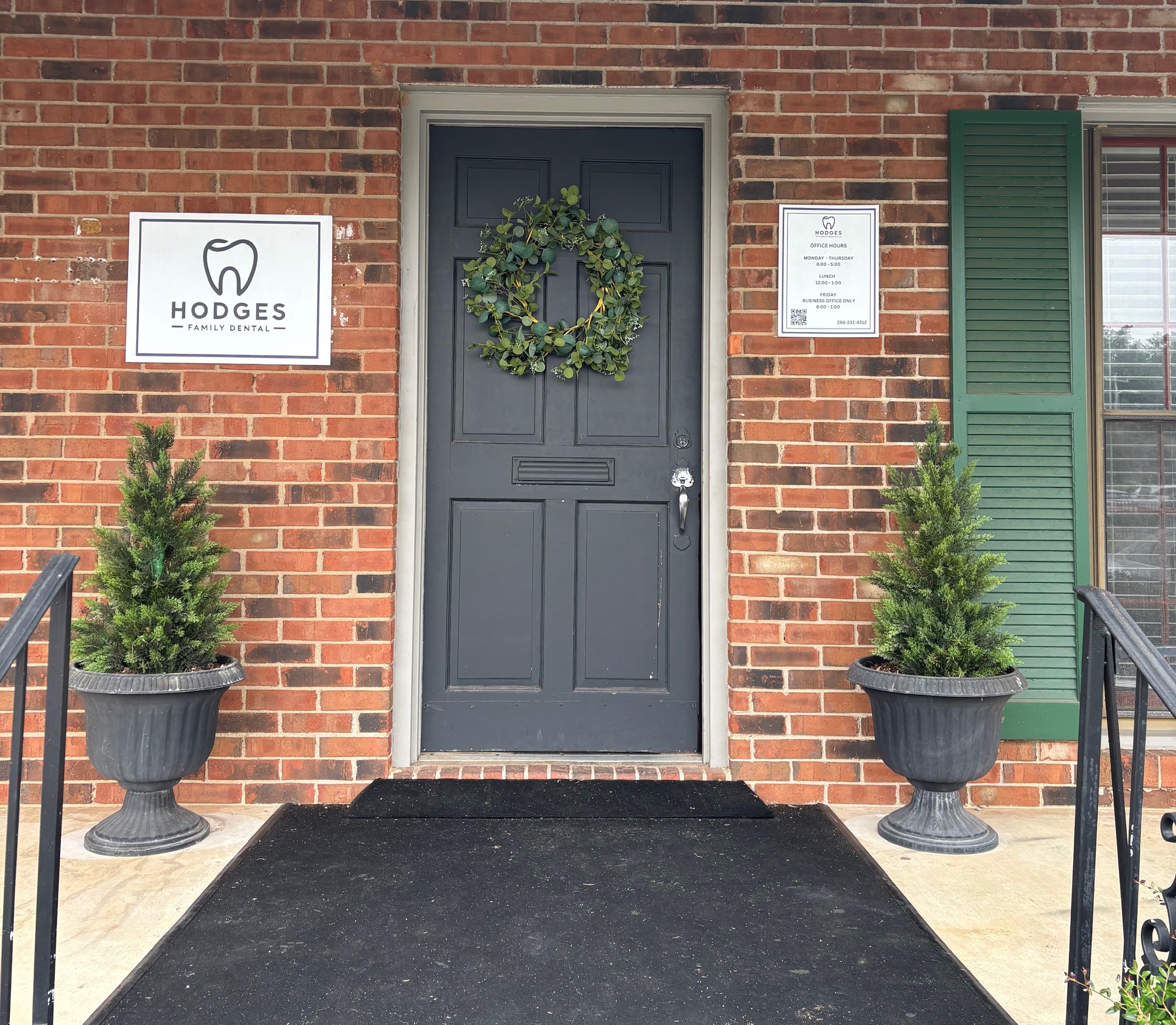 The welcoming entrance to Hodges Family Dental